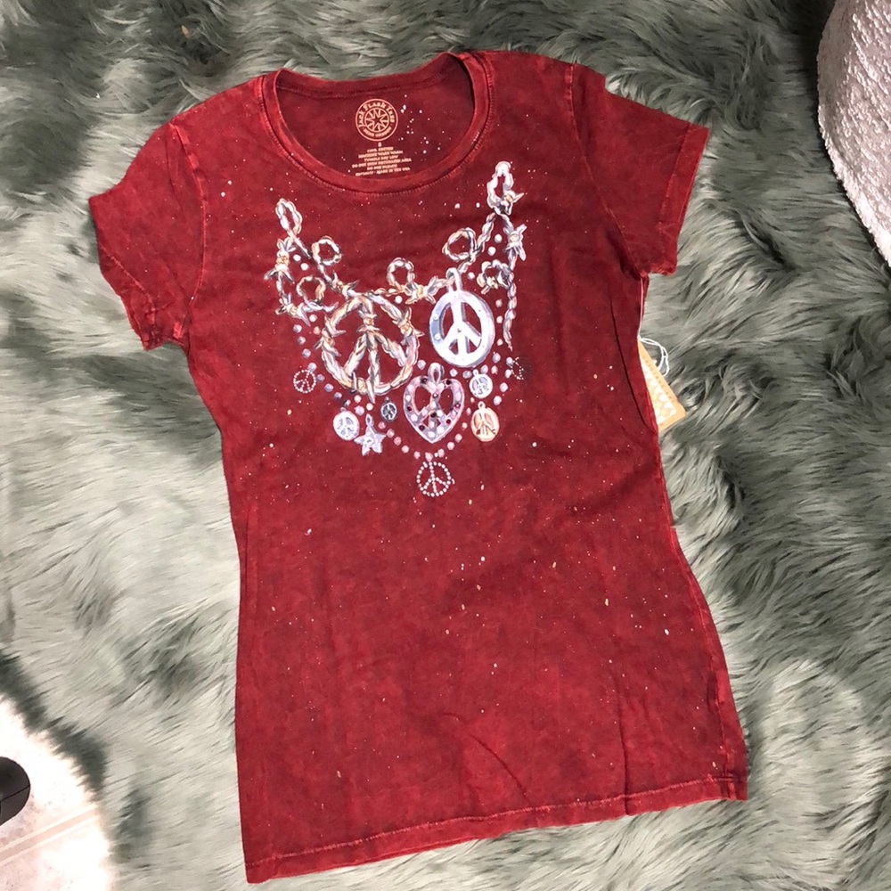 Simple shirt with sparkle made in USA